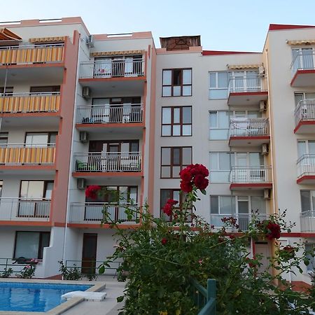 Apartments In Lotos Complex Kranevo Exterior photo