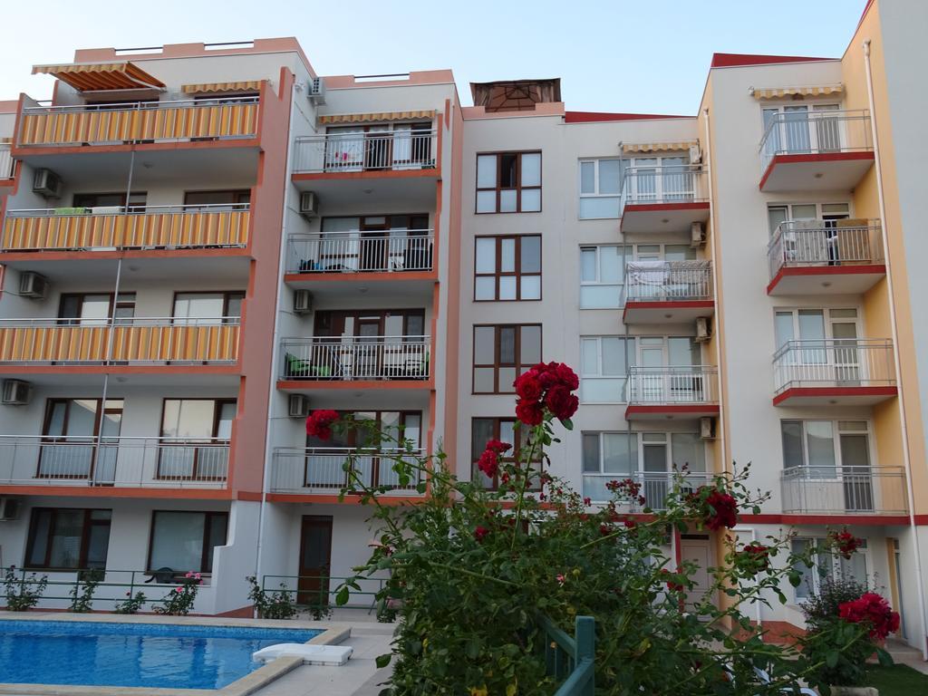 Apartments In Lotos Complex Kranevo Exterior photo